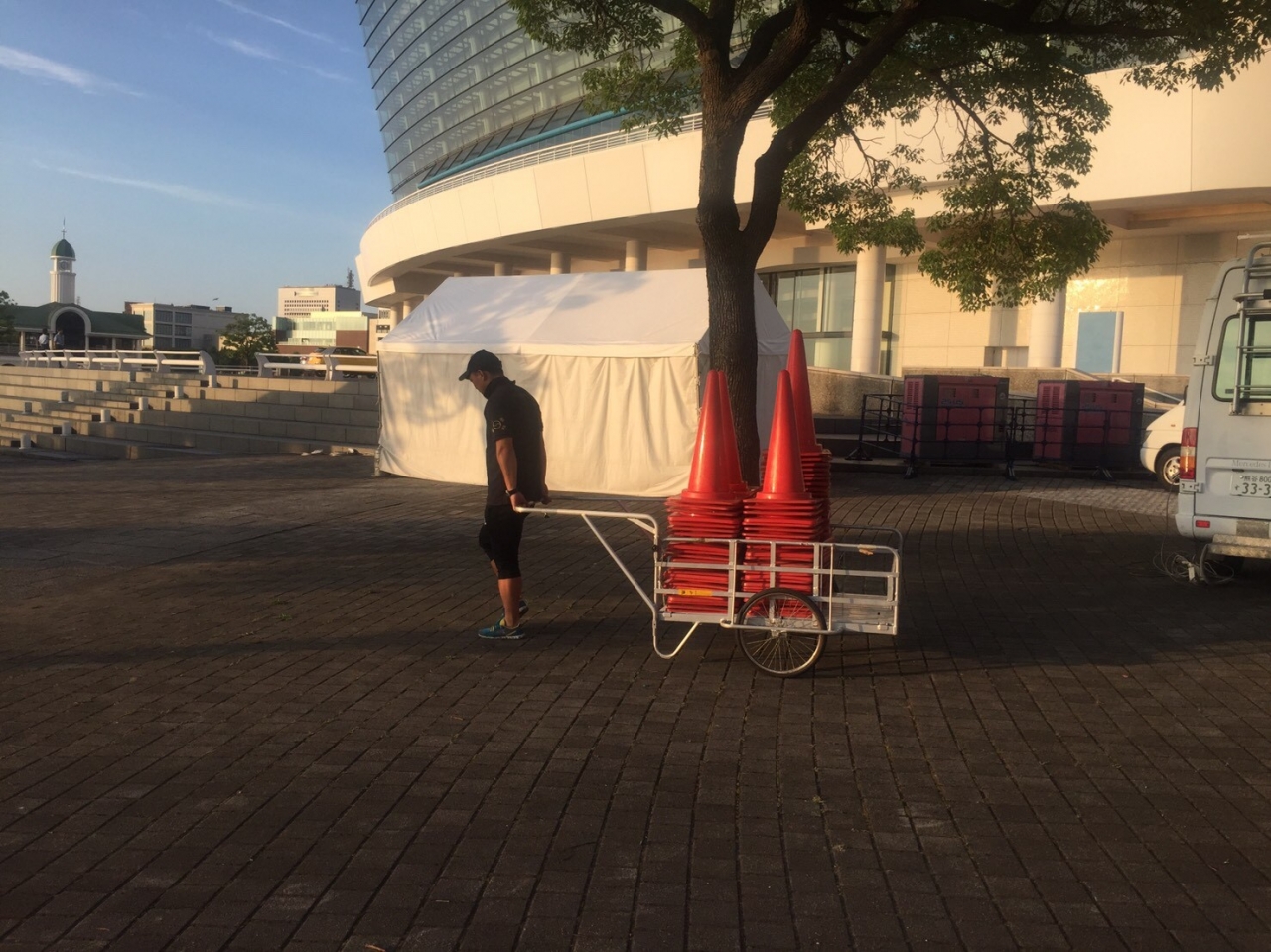 サマコン@ギネス設営_22